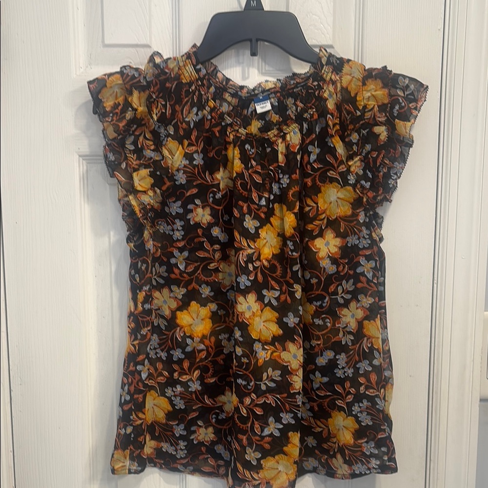 Old Navy Black and Gold Ruffled Cap Sleeve Blouse